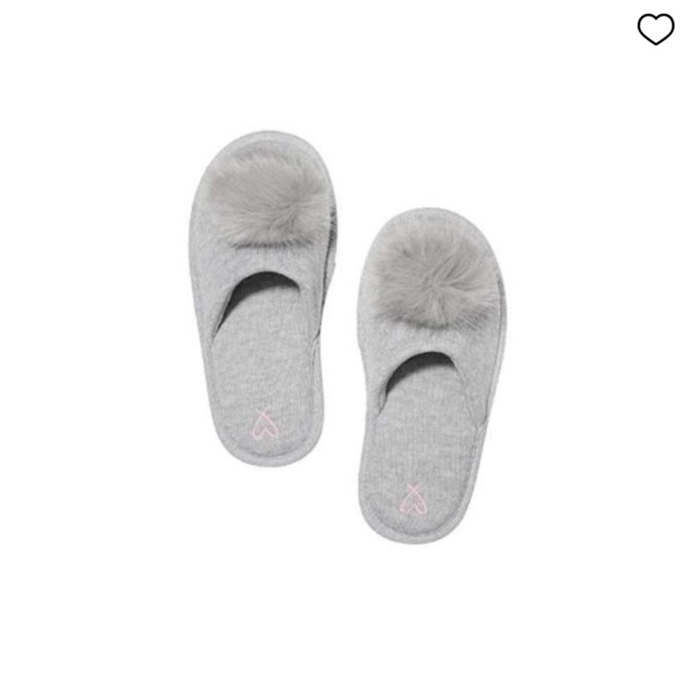 VS Pom Pom Slippers